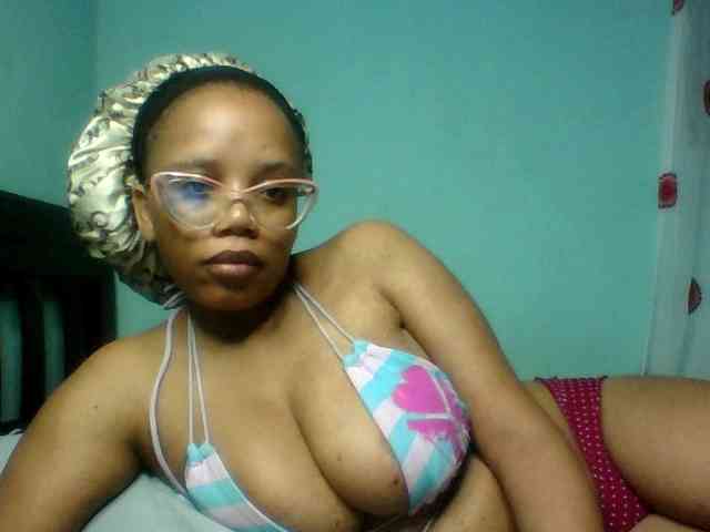 Prettyzari webcam