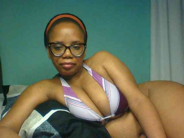 Prettyzari webcam