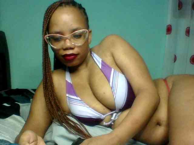 Prettyzari webcam