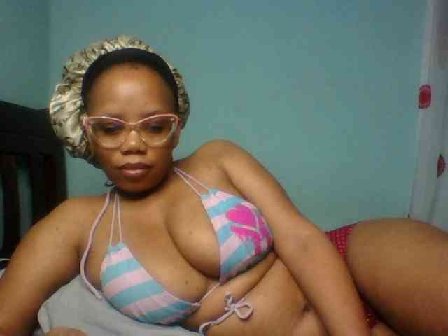 Prettyzari webcam