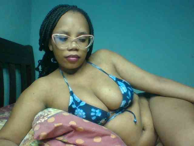 Prettyzari webcam