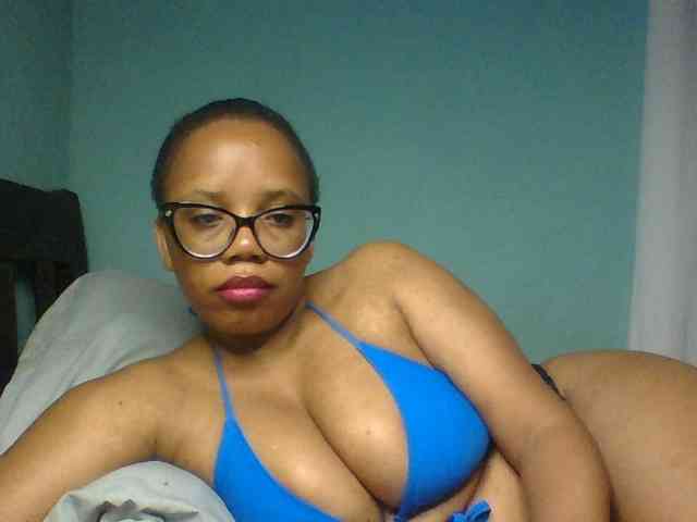 Prettyzari webcam