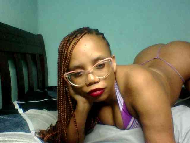 Prettyzari webcam