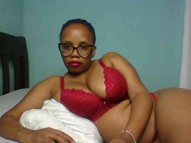 Prettyzari webcam