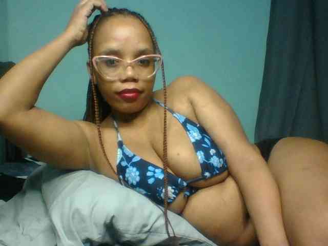 Prettyzari webcam