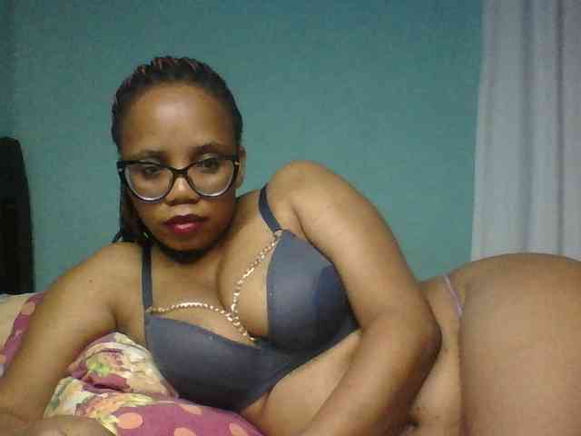 Prettyzari webcam