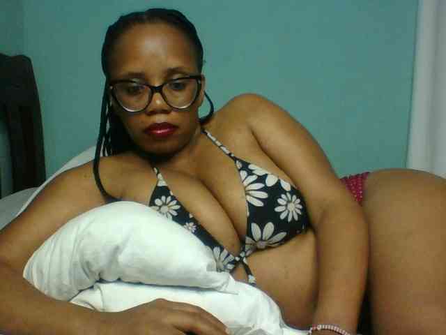 Prettyzari webcam