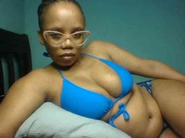 Prettyzari webcam