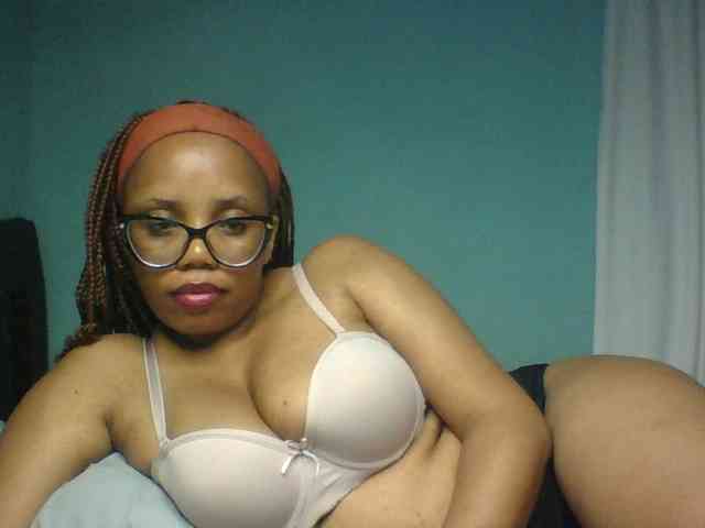 Prettyzari webcam