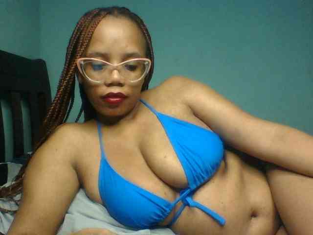 Prettyzari webcam