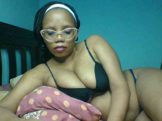 Prettyzari webcam