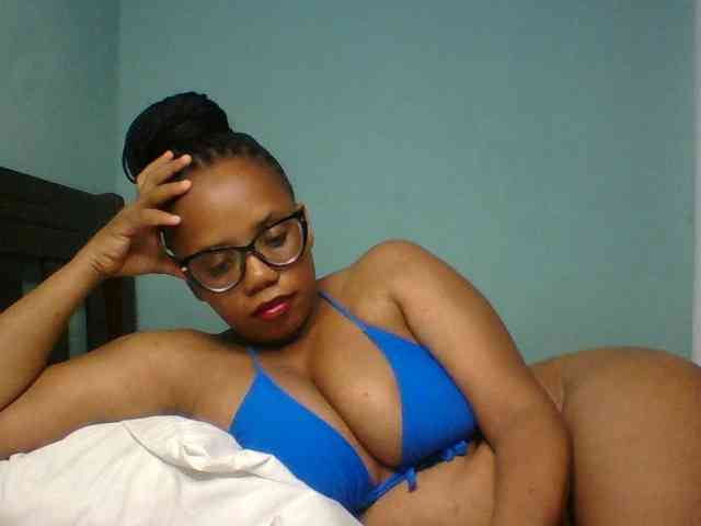 Prettyzari webcam