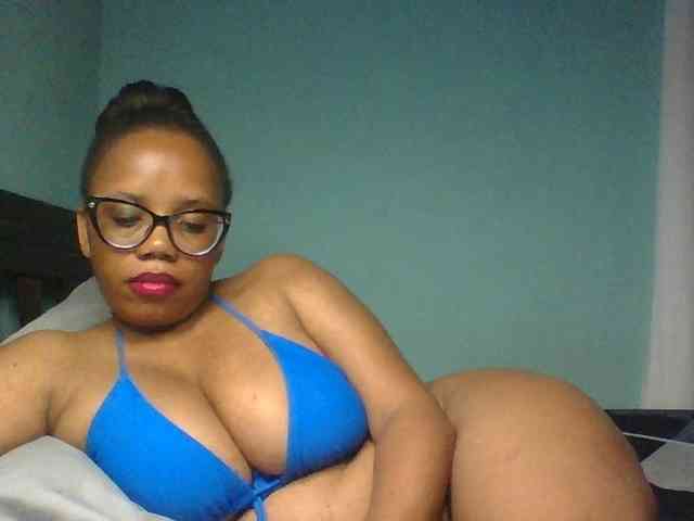 Prettyzari webcam