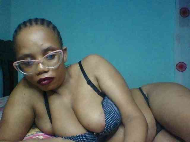 Prettyzari webcam