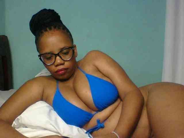 Prettyzari webcam