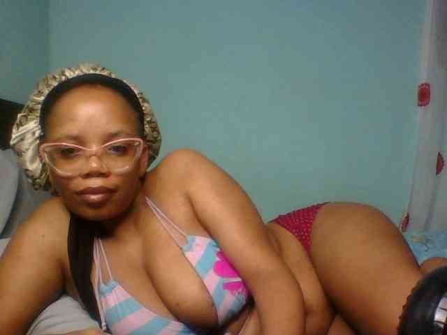 Prettyzari webcam