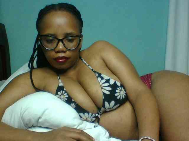 Prettyzari webcam