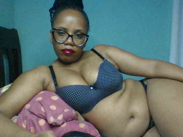 Prettyzari webcam