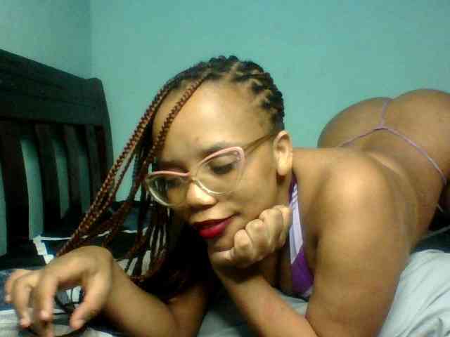 Prettyzari webcam
