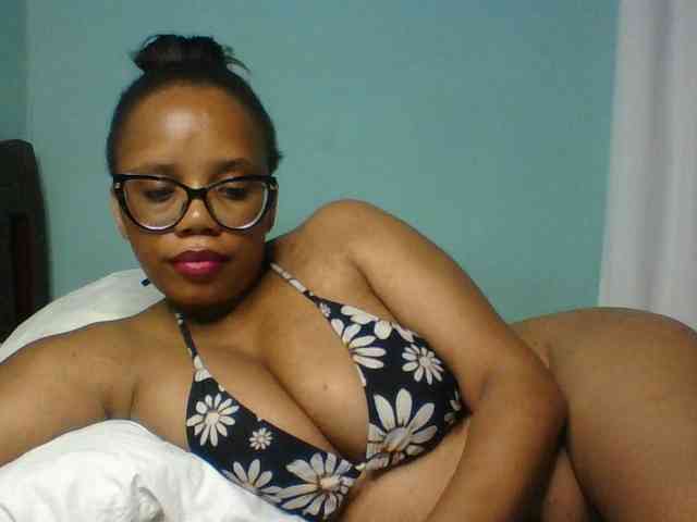 Prettyzari webcam