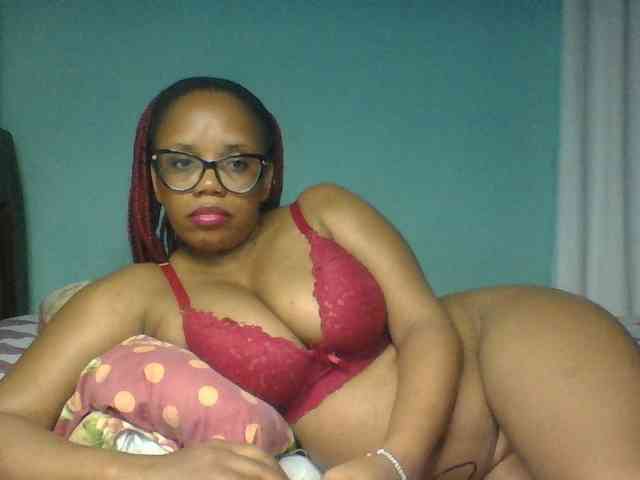 Prettyzari webcam