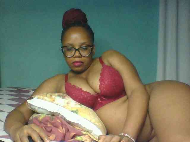 Prettyzari webcam
