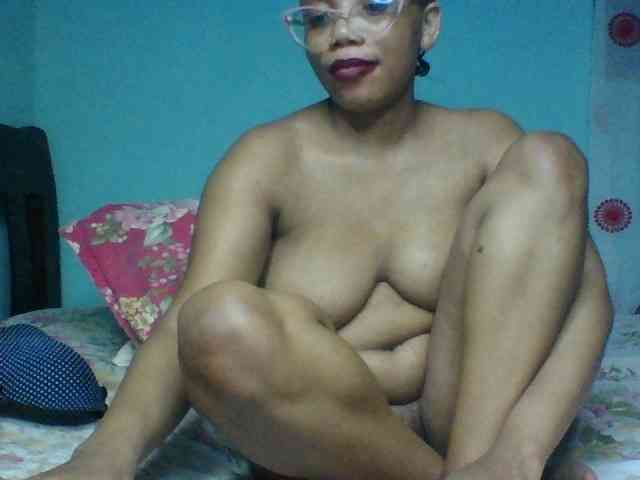 Prettyzari webcam