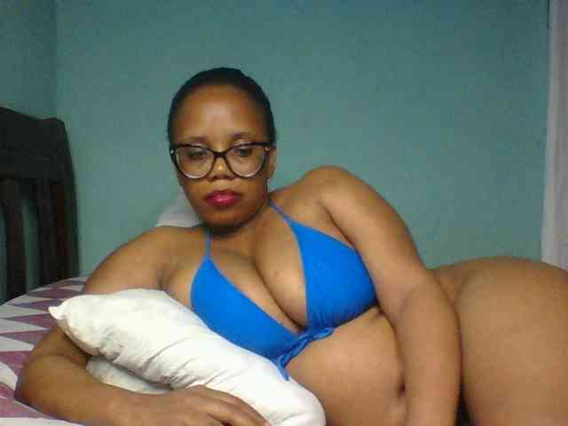 Prettyzari webcam