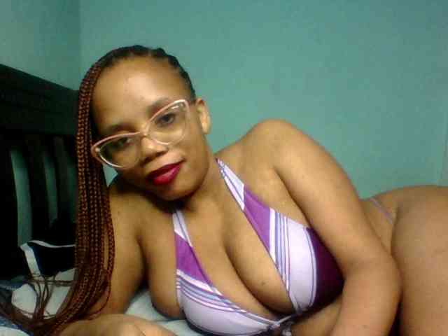 Prettyzari webcam