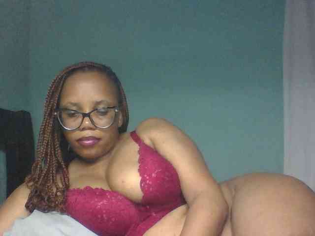 Prettyzari webcam
