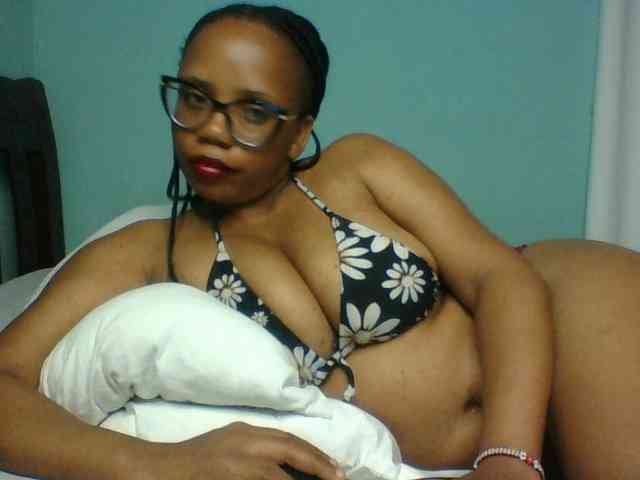 Prettyzari webcam