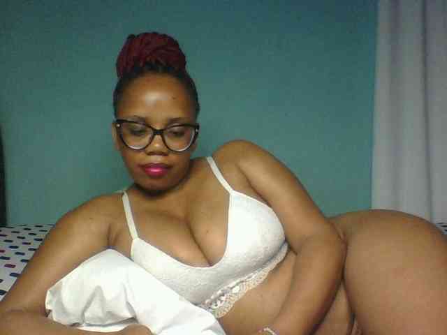 Prettyzari webcam