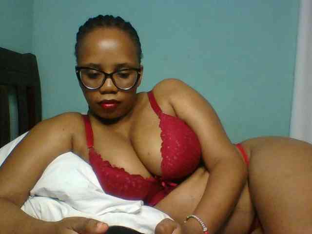 Prettyzari webcam