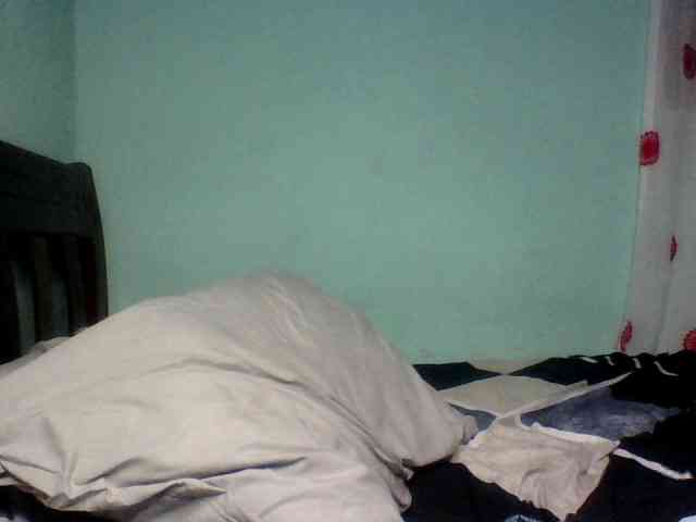 Prettyzari webcam