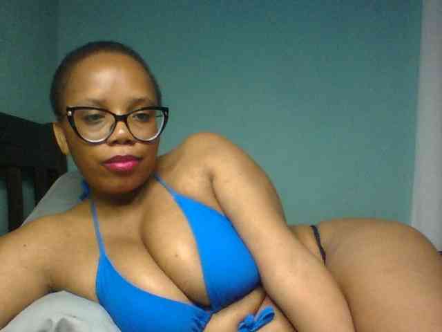 Prettyzari webcam