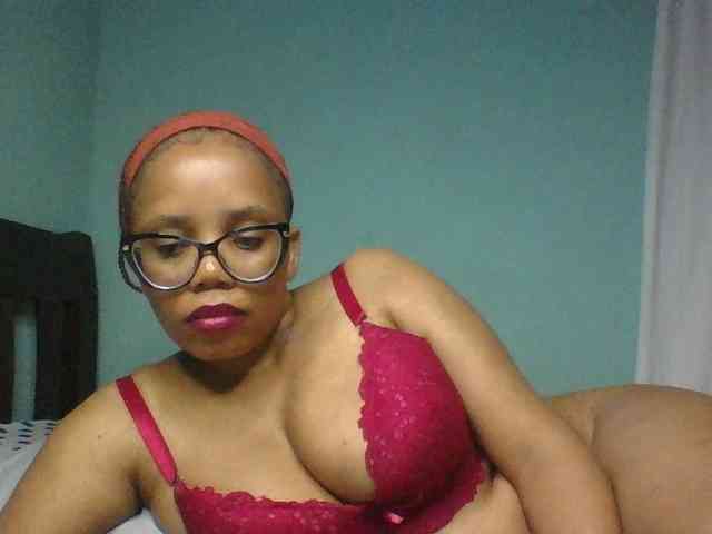 Prettyzari webcam