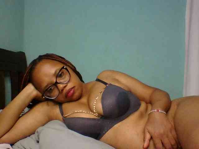 Prettyzari webcam
