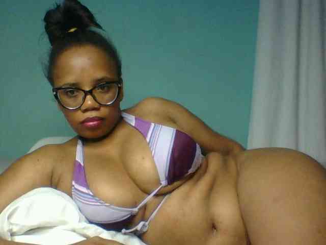 Prettyzari webcam