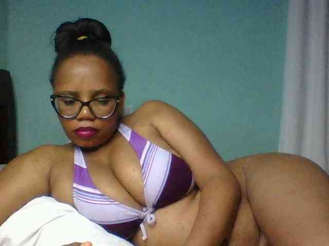 Prettyzari webcam
