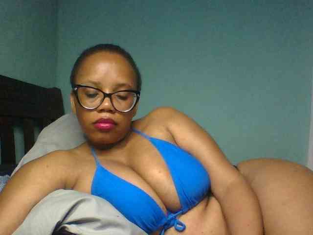 Prettyzari webcam