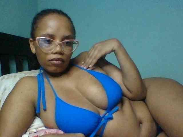 Prettyzari webcam