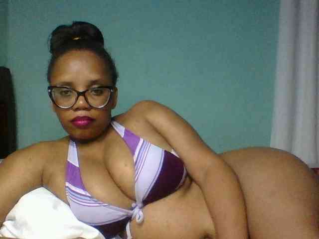 Prettyzari webcam