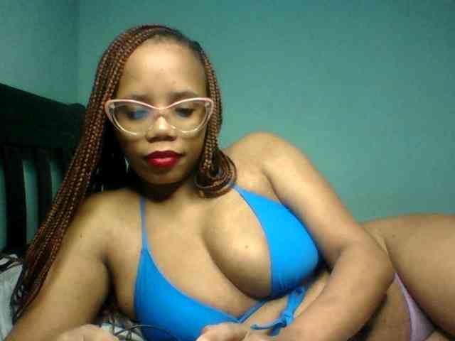 Prettyzari webcam