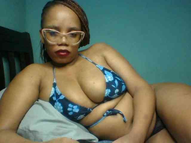 Prettyzari webcam