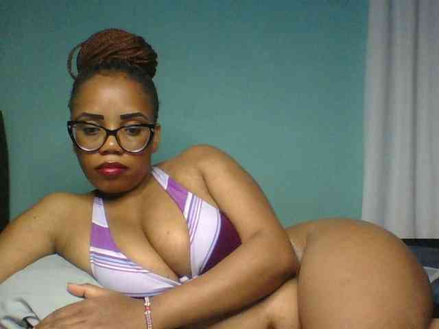 Prettyzari webcam