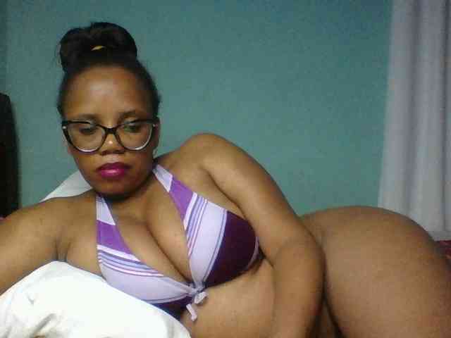 Prettyzari webcam