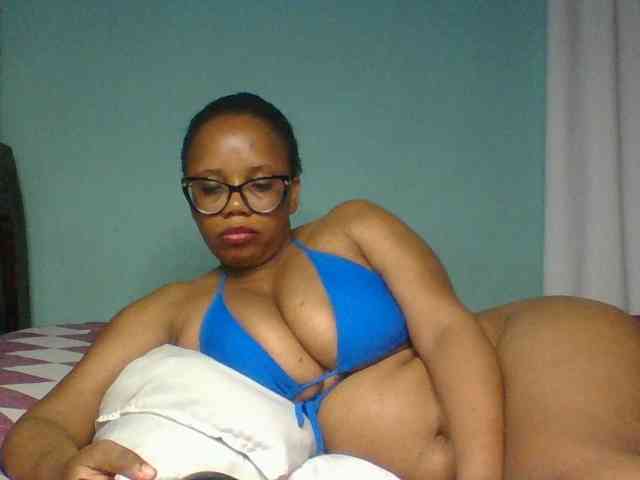 Prettyzari webcam