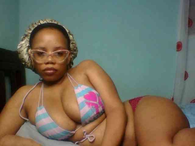Prettyzari webcam