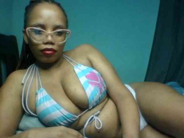 Prettyzari webcam