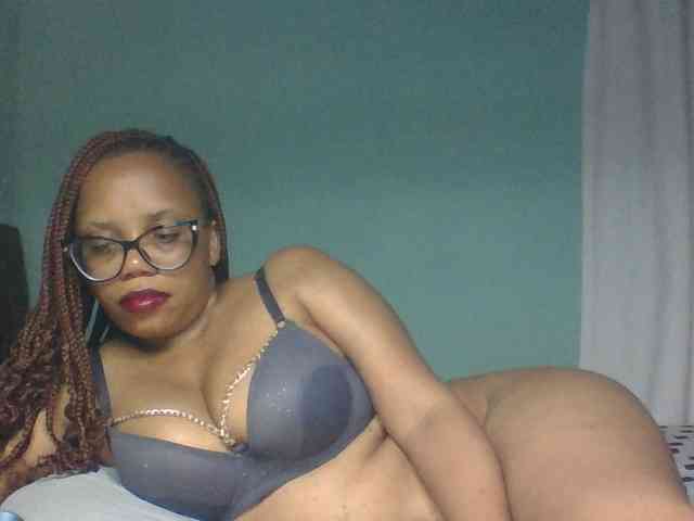 Prettyzari webcam